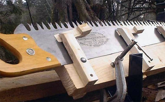 Best Crosscut Hand Saw For Cutting Logs & Firewood